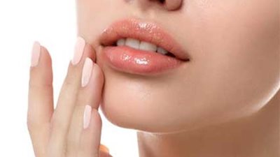 وصفات من مطبخك تساعدك في علاج تشقق الشفاه