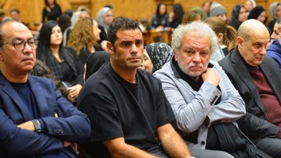 بالصور.. محمد عبد المنصف من عزاء الراحل أشرف عبد الغفور