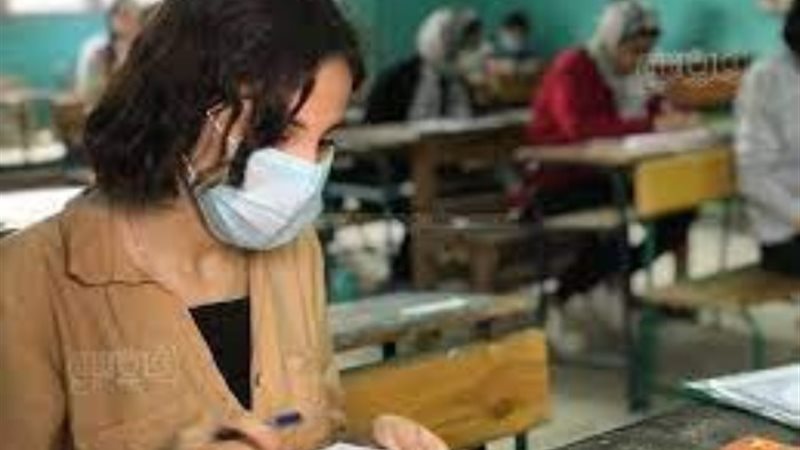 طلاب الشهادة الإعدادية