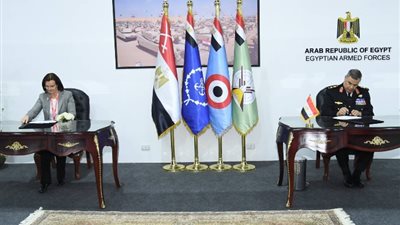لقاءات مكثفة لقادة القوات المسلحة على هامش فعاليات إيديكس 2023