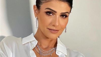 بسمة تنشر صورا لفنانين رحلوا: «أسابيع مليانة حزن وفقد»