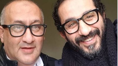 أخر ما قال أحمد حلمي عن شقيقه قبل موته: «مش أخ بس ده صاحب كمان»