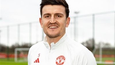 رسميًا هاري ماجواير لاعب الشهر في الدوري الإنجليزي