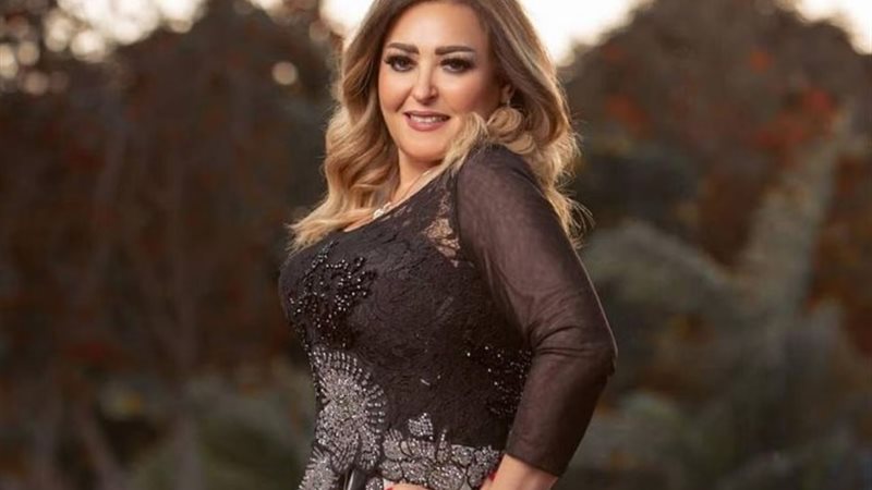 الفنانة نهال عنبر