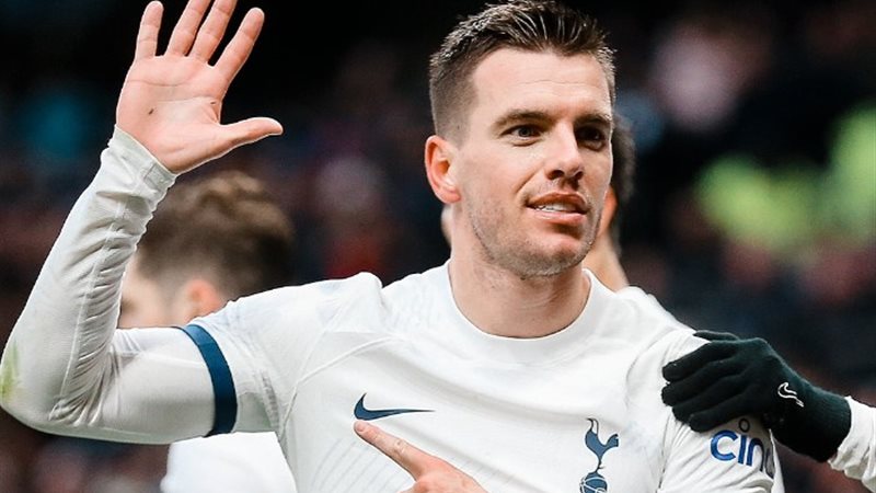 لاعب توتنهام