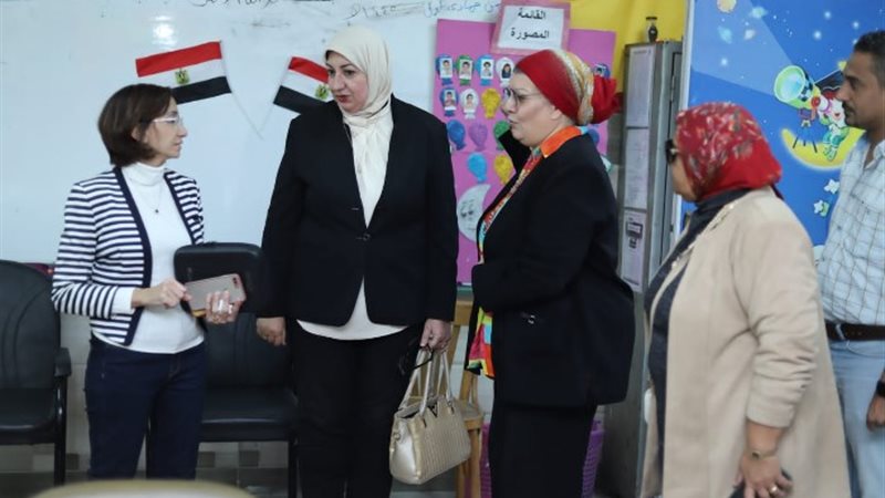 الدكتورة جاكلين عازر نائب المحافظ