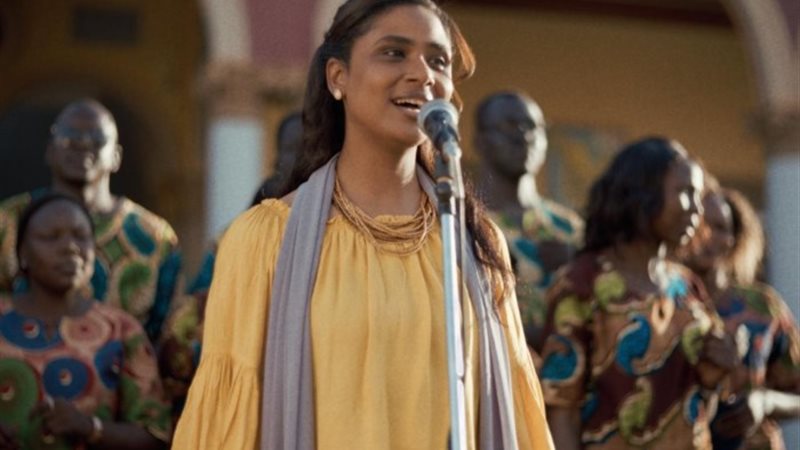 إيمان يوسف في مشهد من الفيلم