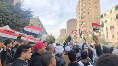بعد مرور 3 ساعات.. تزايد الإقبال على اللجان الانتخابية في حى إمبابة