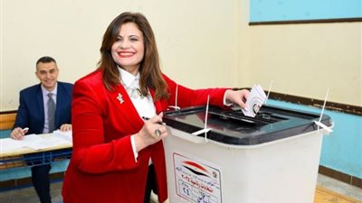 وزيرة الهجرة: مشاركة المصريين في الانتخابات تثب إصرارهم على البناء