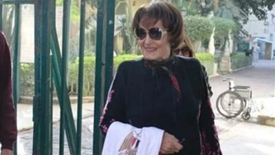سميرة أحمد تشارك بصوتها في الانتخابات الرئاسية 2024