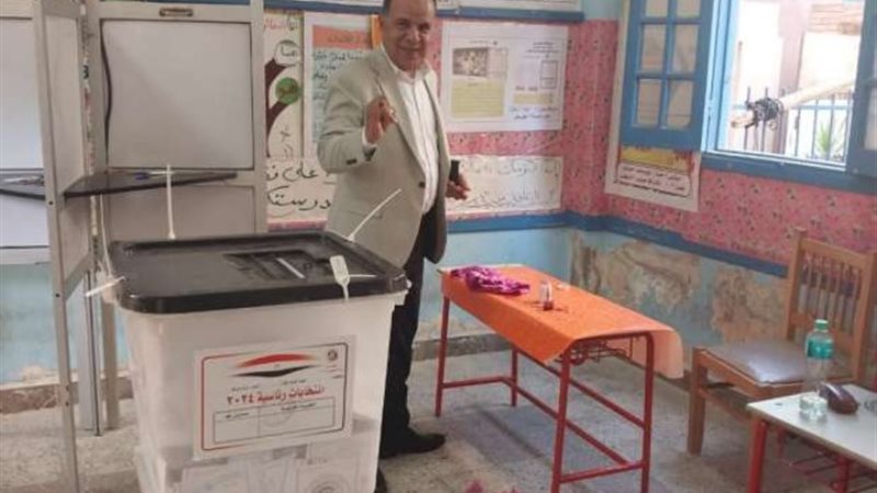 النائب أحمد مهني