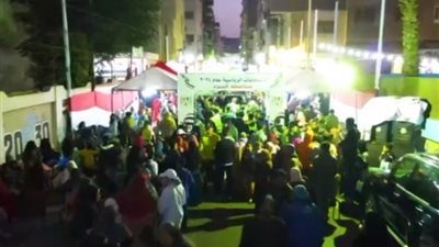 ألعاب نارية وأغان وطنية.. حزب مستقبل وطن يحتفل بالناخبين فى الدقي
