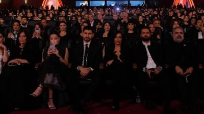 القضية الفلسطينية تفرض الحشمة واللون الأسود على نجمات «الجونة»