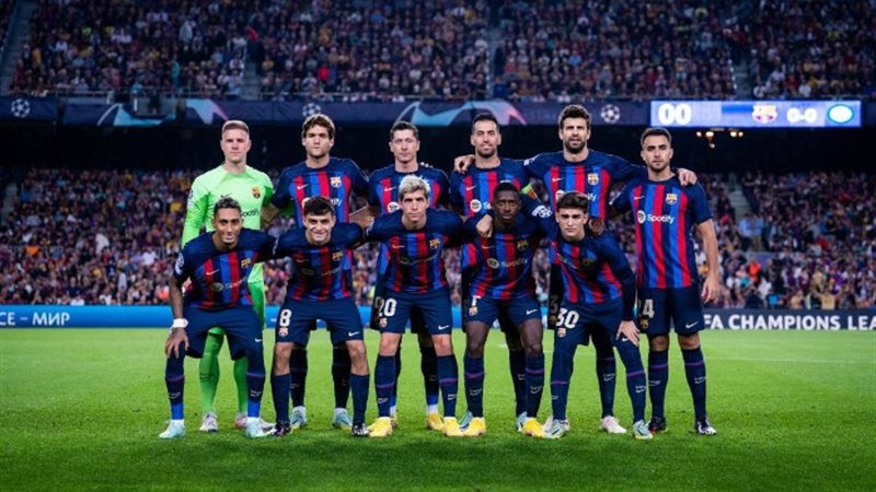 لاعبو برشلونة