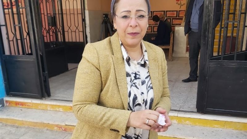 نهاد أبو القمصان تدلى بصوتها بالانتخابات الرئاسية