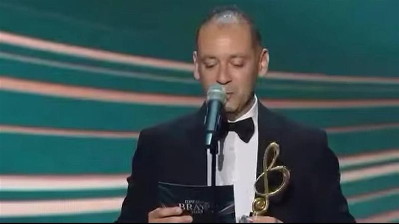 حسن معتز المُلا