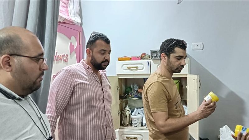 ضبط شخصين ينتحلان صفة طبيب