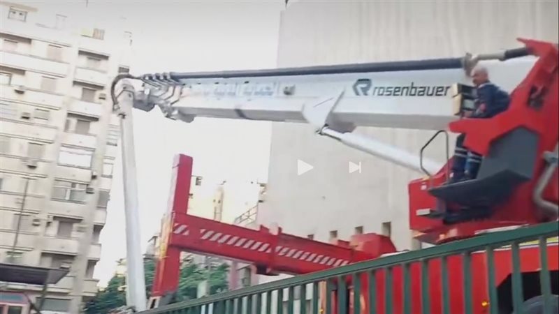 جهود الحماية المدنية أثناء مكافحة حريق سنترال رمسيس 