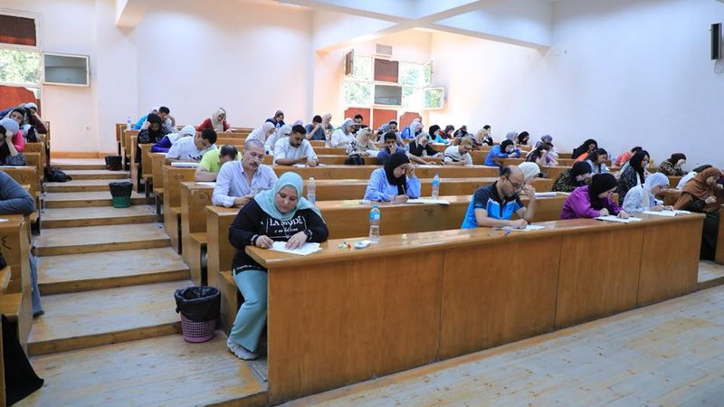 امتحانات جامعة القاهرة 