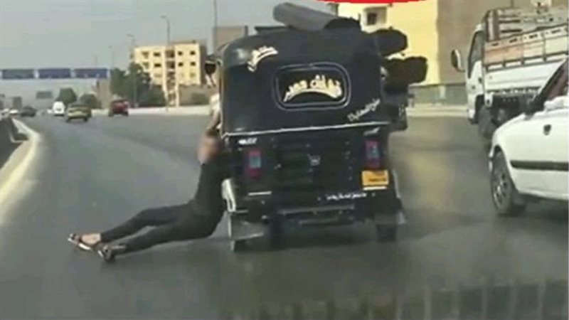 توك توك ارشيفية 