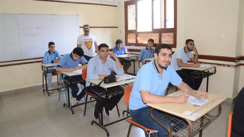 الشهادة الاعدادية 