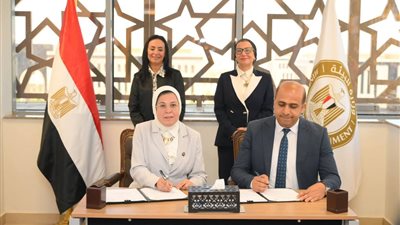 وزيرتا البيئة والتضامن توقعان مذكرة تعاون مع الهلال الأحمر في إدارة المخلفات