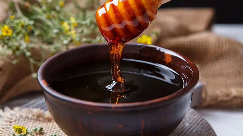 العسل الأسود 