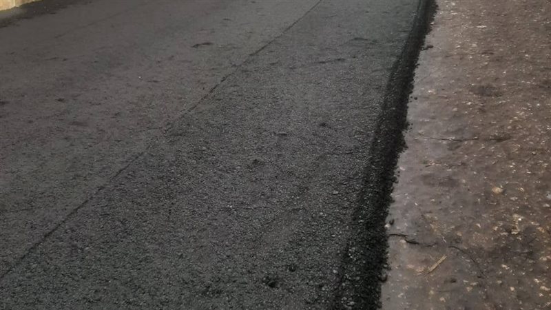 جانب من عمليات الرصف 