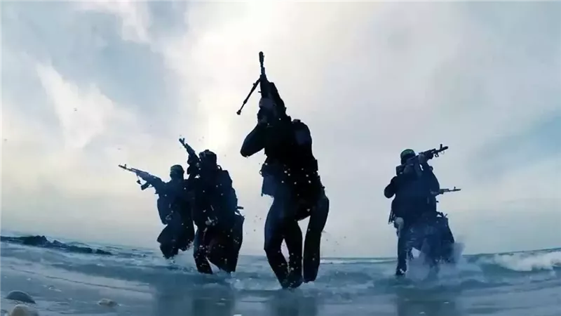 عناصر من الكوماندوز البحري التابع لحركة حماس