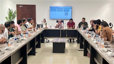 رئيس جهاز المنصورة الجديدة يلتقي سكان المدينة للاستماع إلى مطالبهم ومقترحاتهم