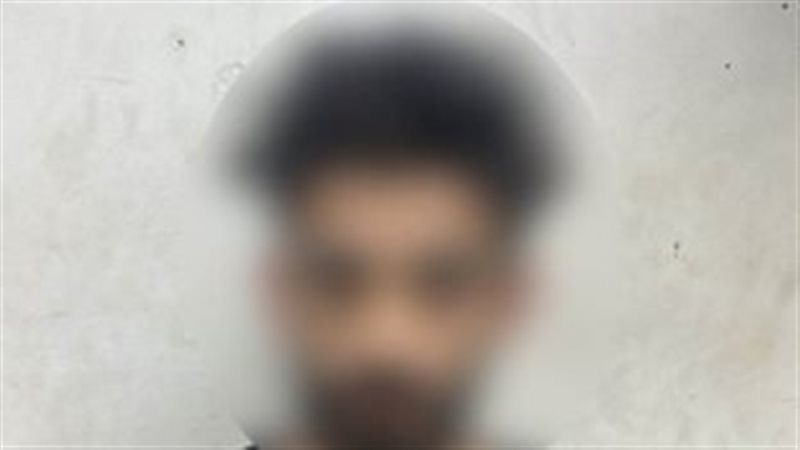 المتهم بإجبار قائد سيارة على دفع مبالغ مالية له بالإكراه.