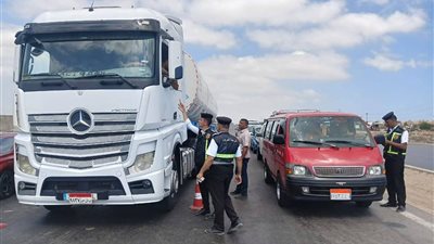 محافظ الدقهلية يتابع حملة للكشف عن تعاطي المخدرات للسائقين بالطريق الدولي بجمصة