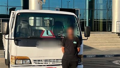 بالفيديو.. أمن القاهرة يوقف سائق نقل تابعة لإحدى الشركات تسير عكس الاتجاه