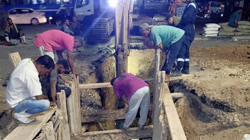 خلال أعمال إصلاح الهبوط الارضى فى ميدان ابن الحكم 