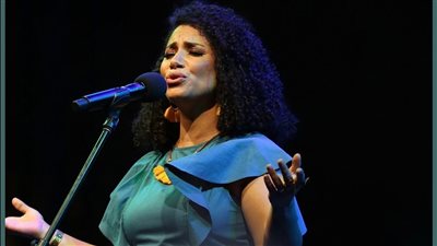 «UNPLUGGED».. نسمة محجوب تداعب القلوب بموسيقى مختلفة