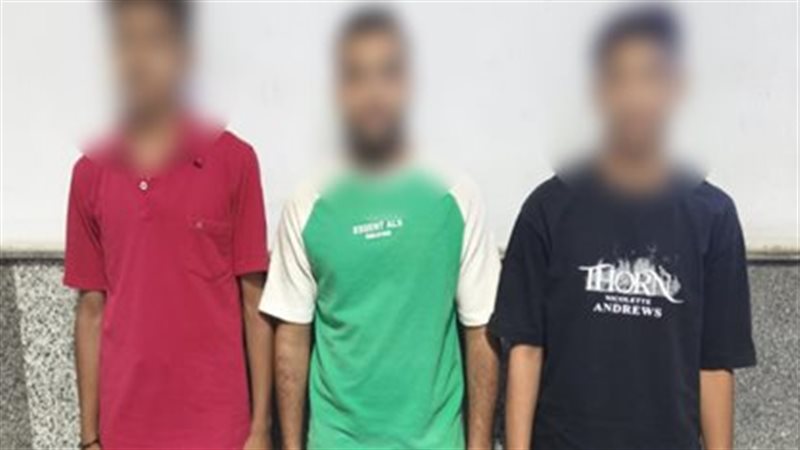 المتهمين بإلقاء حجارة على القطار بأسيوط 
