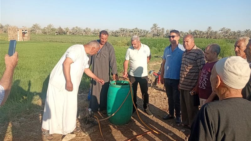 فريق المكاغحة بمديرية الزراعة بالفيوم