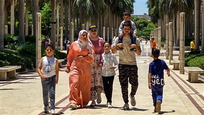 رغم حراراة الطقس.. التلامذة يستمتعون بإجازة نهاية العام