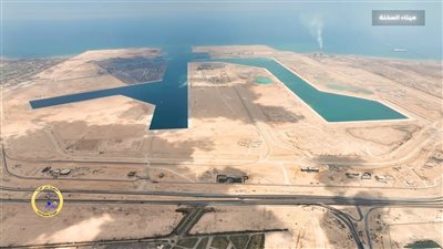 ميناء السخنة.. مشروع عملاق لتحويل مصر إلى مركز لوجستي عالمي