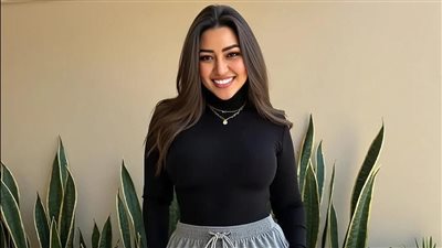 من بائعة قهوة لأشهر مطربي مصر.. رحمة محسن قصة كفاح في عالم الفن