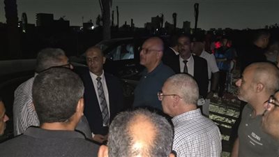 محافظ القليوبية ومدير الأمن يتابعان أعمال السيطرة على حريق بأرض الكلية بالخانكة