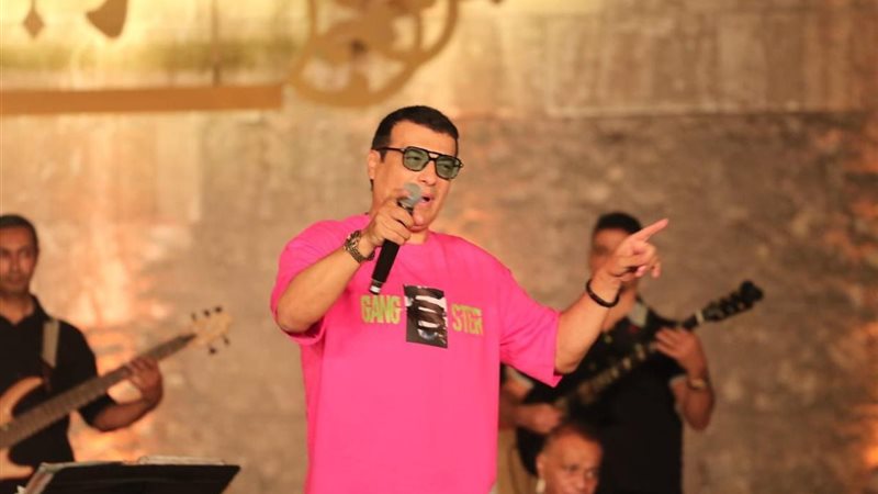ايهاب توفيق