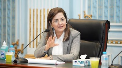هالة السعيد : أصبحت أول عميدة منتخبة لكلية سياسة واقتصاد في عام 2011