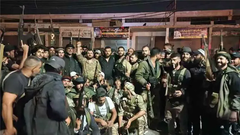 مقاتلي العشائر بعد إعلان النفير العام 