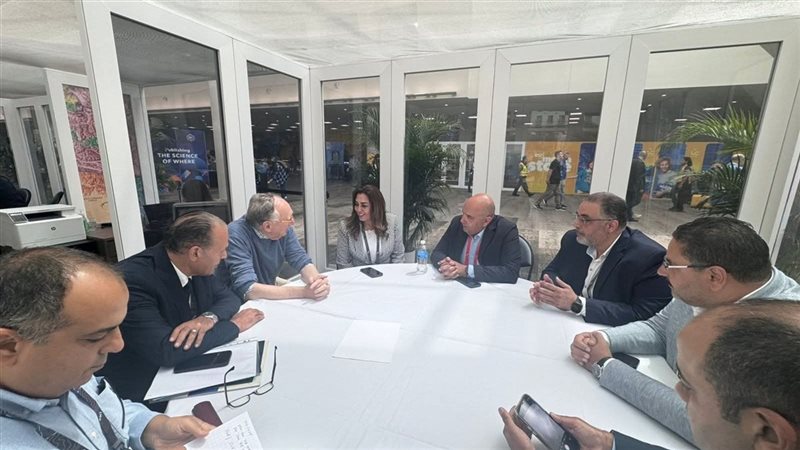 وزيرة التنمية المحلية 