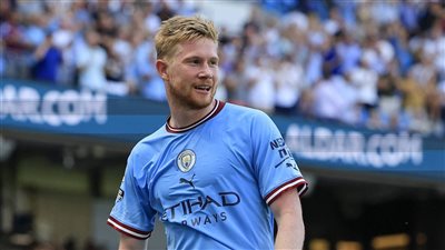 دي بروين يكشف أسباب انضمامه إلى نابولي: مشروع طموح وتجربة بعيدا عن إنجلترا