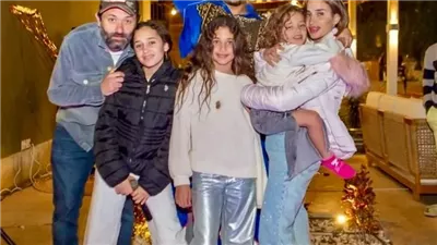 انفصال كريم محمود عبد العزيز عن زوجته وأم أولاده.. حقيقة أم شائعة