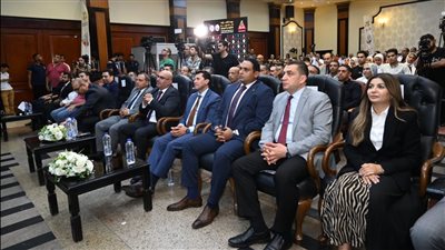بجوائز مليون جنيه.. وزير الرياضة يطلق دوري القهاوي للطاولة والدومينو لأول مرة