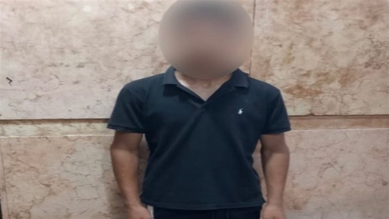 المتهم عقب ضبطه 