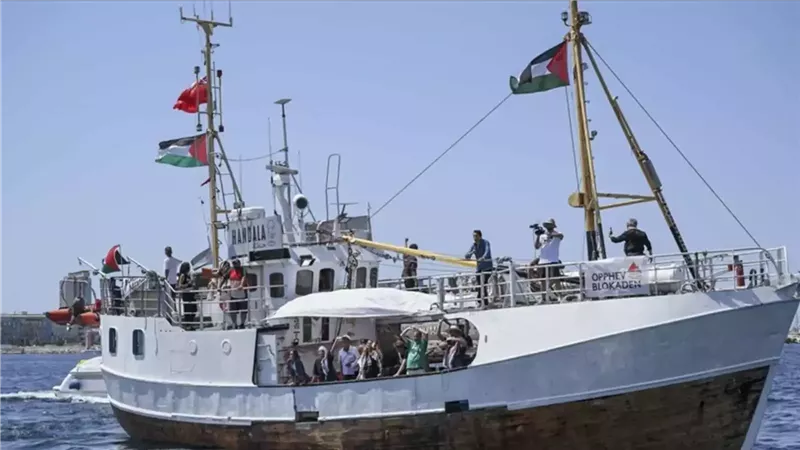 سفينة حنظلة
